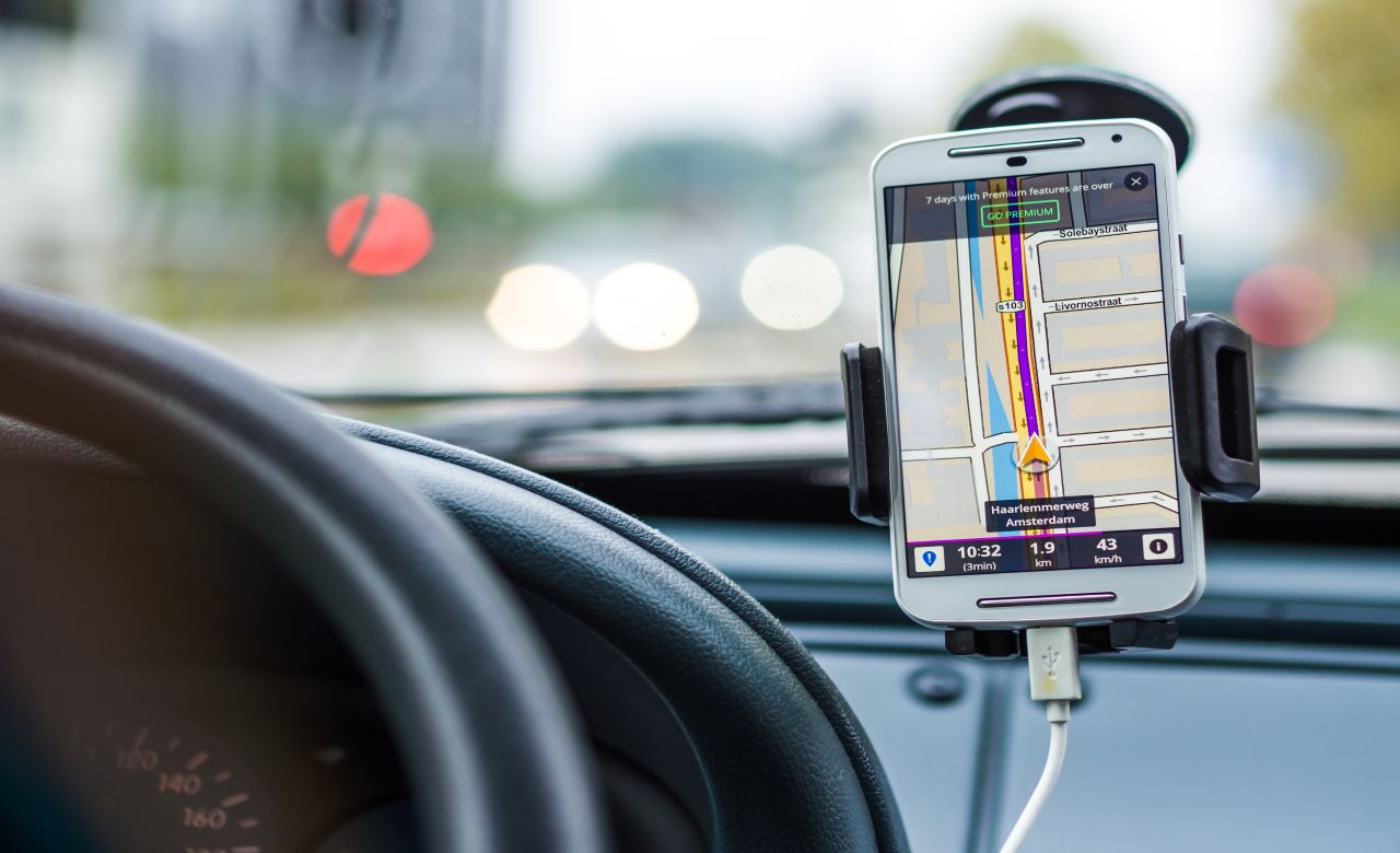 Tipos de GPS vehicular que debes conocer